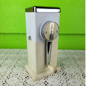 Vintage 1950s Ice-o-Mat Hand Crank Kitchen Ice Crusher Wal Mount or Table Top